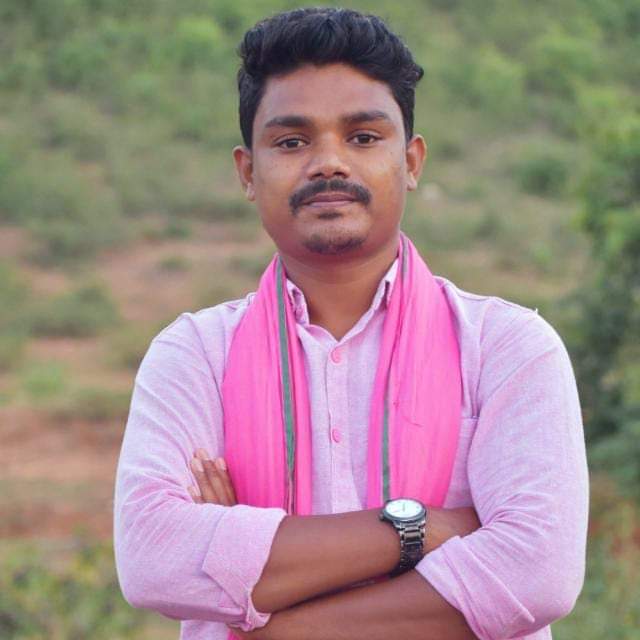 चित्रकोट विधानसभा में सत्ता पक्ष के दो बड़े नेताओं की ,वर्चस्व राजनीतिक खींचतान का भुगतान लोहण्डीगुड़ा ब्लॉक की जनता क्यों भुगते–भरत कश्यप