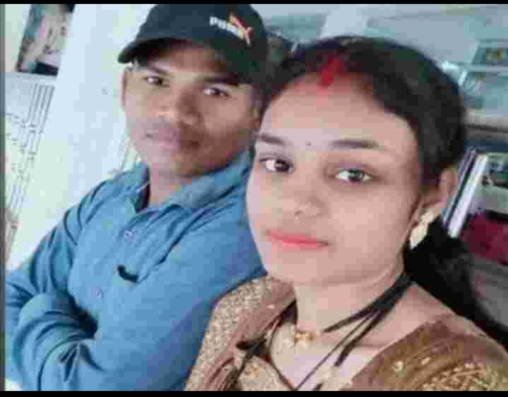 उधर गोली चली”” फोन कटा”” इधर फांसी पर झूल गई पत्नी, चार महीने पहले हुई थी CRPF जवान की शादी