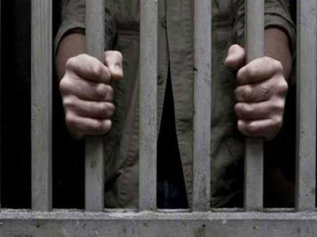 धारदार हथियार से केक काटना पड़ा भारी, एनएसयूआई अध्यक्ष गिरफ्तार…