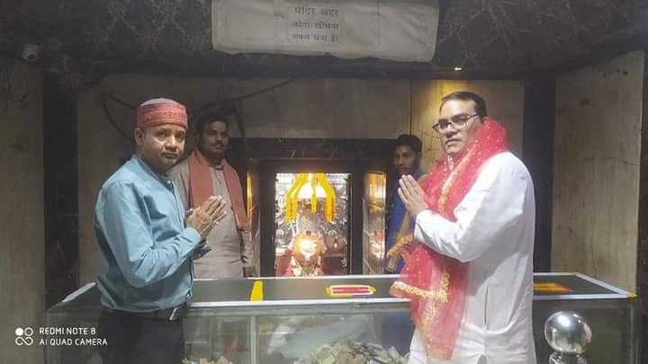 कांग्रेस नेता रवि भारद्वाज ने माता चंद्रहासिनी देवी मंदिर दर्शन प्रदेश वासियों के सुख-समृद्धि और खुशहाली की कामना की