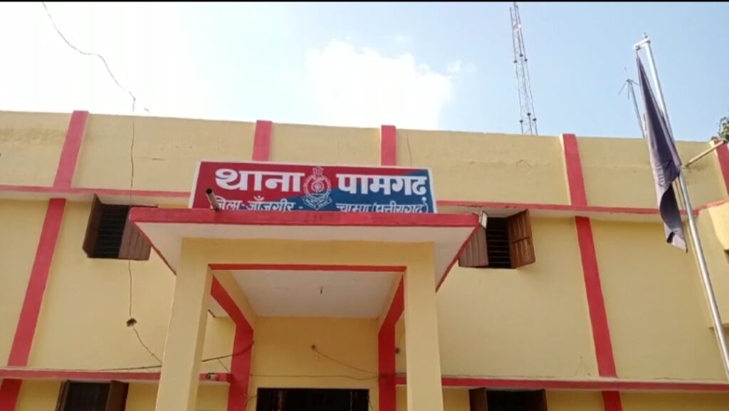 पामगढ़ के इस गांव में हुआ मर्डर पुलिस पहुंची मौके पर