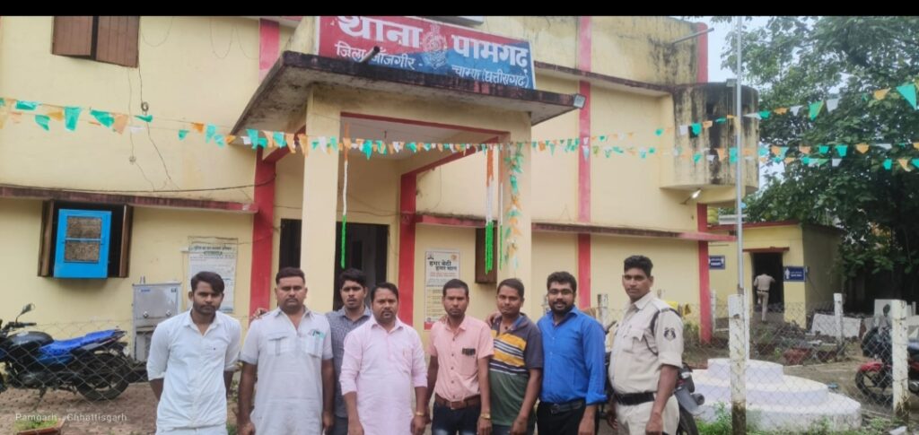 पामगढ़ में सीएम के आगमन से पहले जोगी कांग्रेस के कार्यकर्ताओं को पुलिस ने किया गिरफ्तार