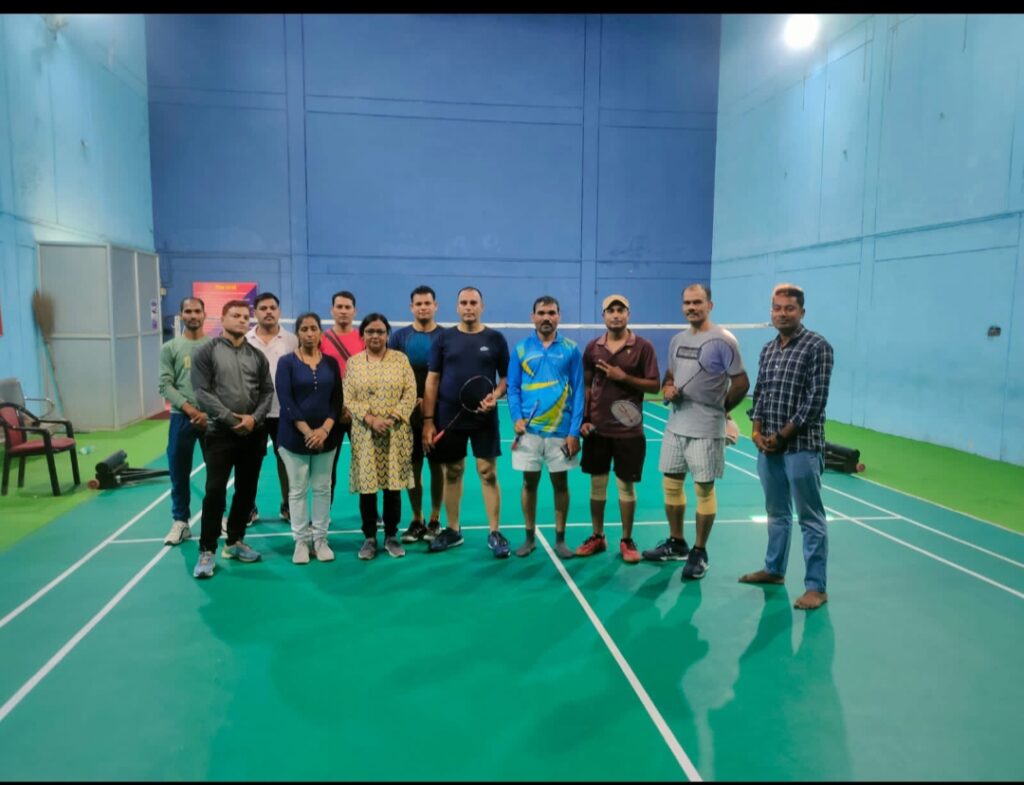 संभाग स्तरीय पुलिस खेलकूद बेडमिंटन प्रतियोगिता में जिला जांजगीर-चांपा को मिला प्रथम स्थान