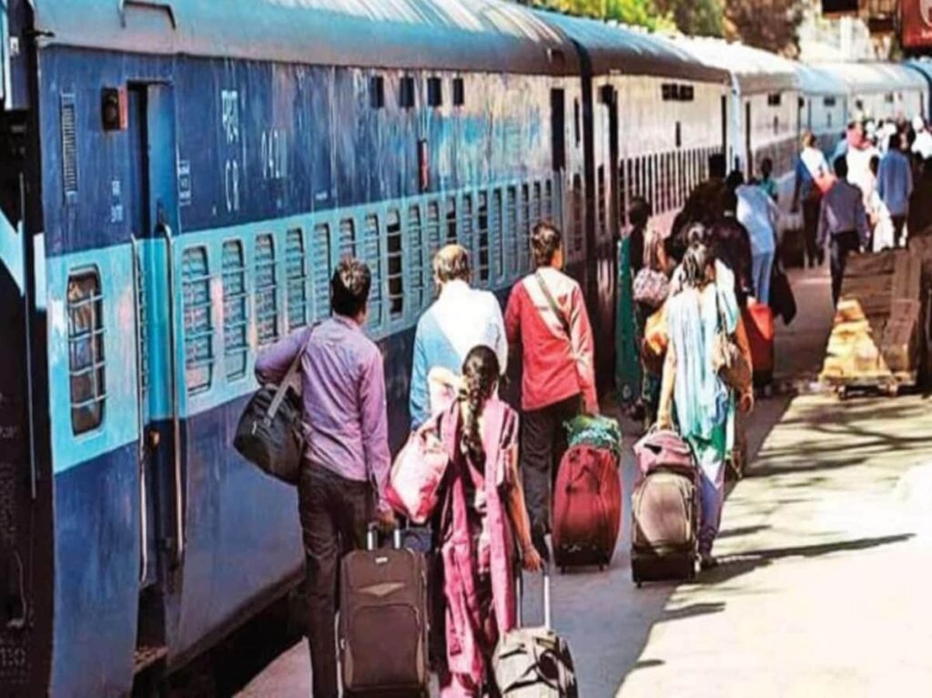 बिना लाइन में लगे बुक करना चाहते हैं Train का जनरल टिकट? जानिए ये तरीका,