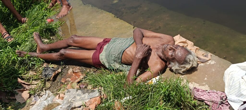 नगर पंचायत खरौद में मनका डी तालाब में 70 वर्ष वृद्ध तालाब में डूबने से मौत